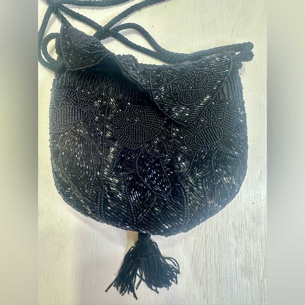 Vintage Black Glass Beaded Evening Purse Floral Drawstring Tassel Cocktail Bag - Picture 4 of 15